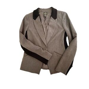Adrianna Papell Gray and Black Blazer Women’s 10